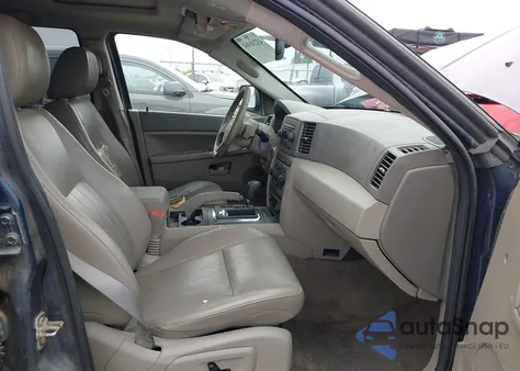 2005 Jeep Grand Cherokee Laredo z USA, uszkodzony, nr VIN 1J4HR48N95C702642